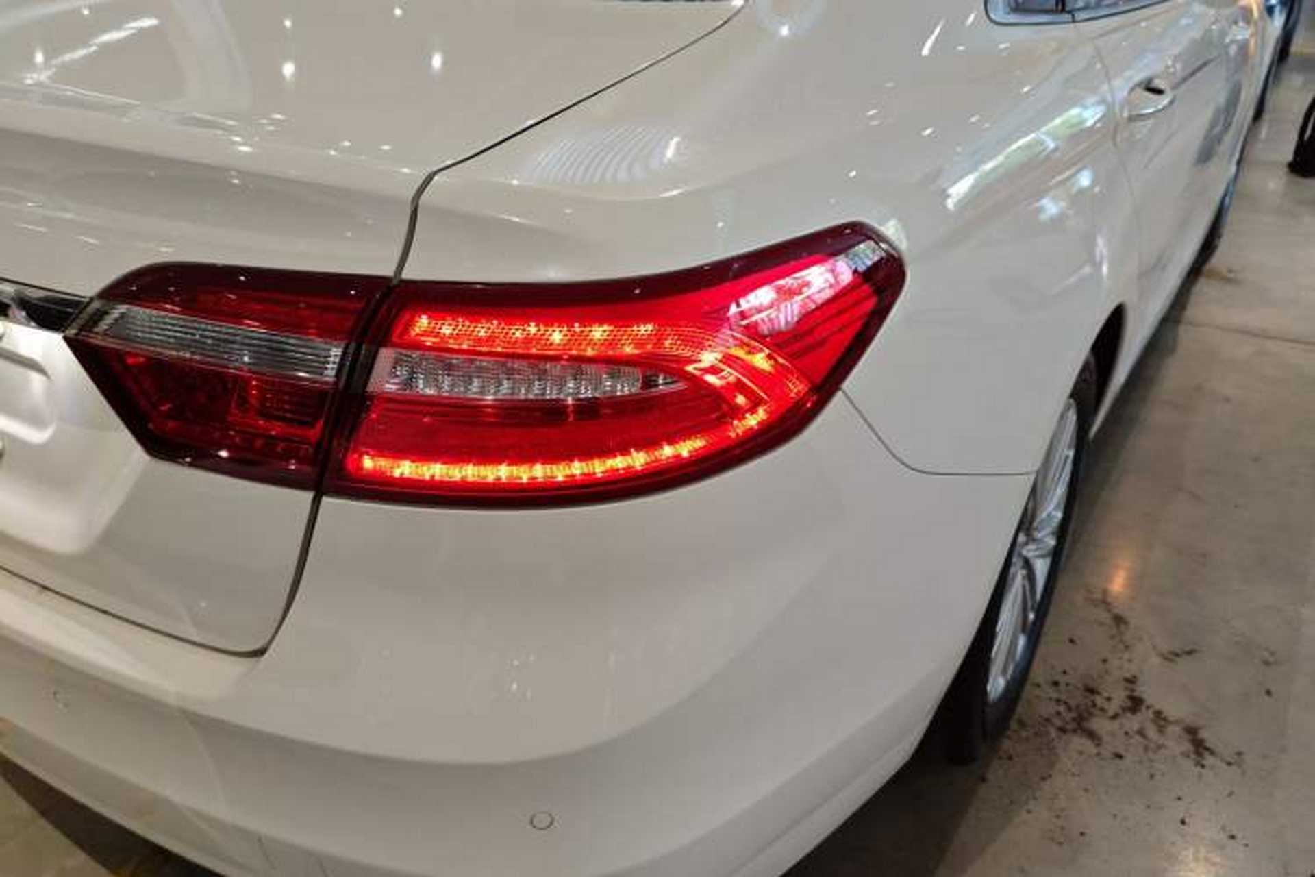 Used Ford Taurus 2017 EcoBoost 245 Fashion Edition Exterior 3
