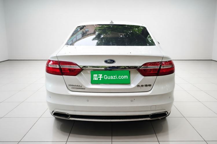 Used Ford Taurus 2017 EcoBoost 245 Flagship Model Exterior 4