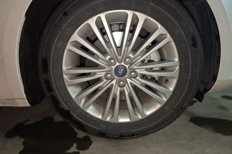 Used Ford Taurus 2017 EcoBoost 245 Fashion Edition Exterior 7