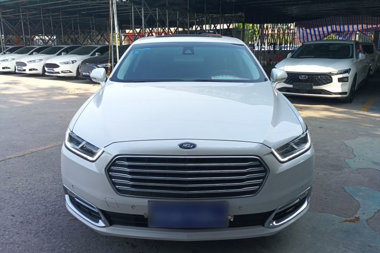 Used Ford Taurus 2017 EcoBoost 245 Luxury Model Front