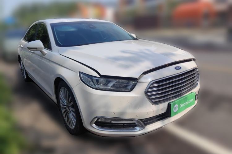 Used Ford Taurus 2017 EcoBoost 245 Flagship Model Front Right 45 Deg