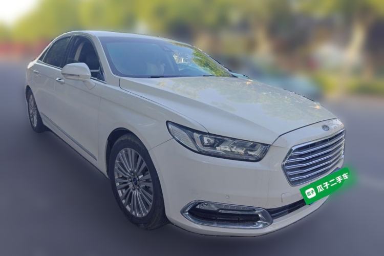 Used Ford Taurus 2017 EcoBoost 245 Luxury Model Front Right 45 Deg