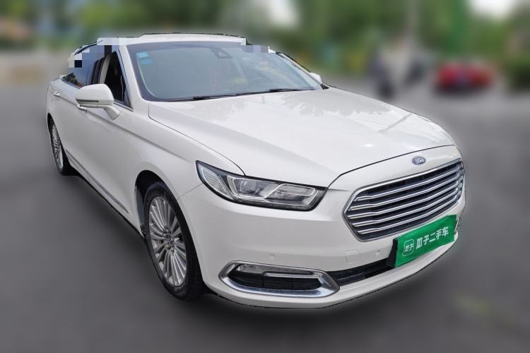 Used Ford Taurus 2017 EcoBoost 245 Luxury Model Front Right 45 Deg