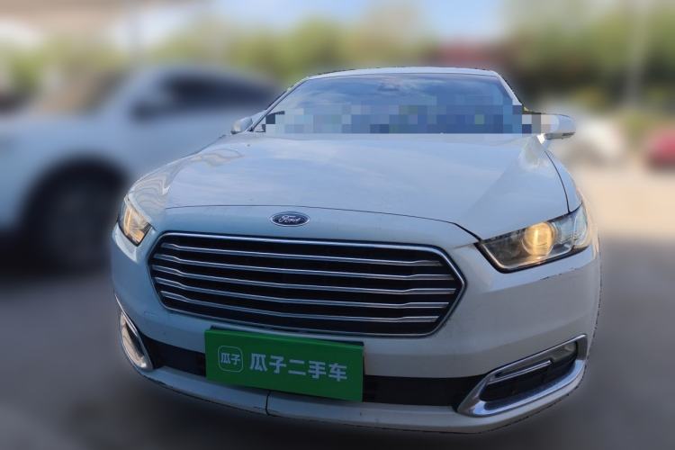 Used Ford Taurus 2017 EcoBoost 245 Fashion Edition Front