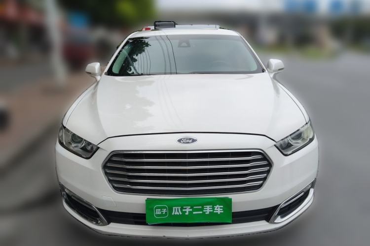 Used Ford Taurus 2017 EcoBoost 245 Fashion Edition Front