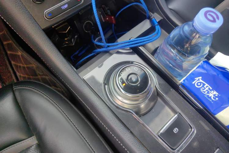 Used Ford Taurus 2017 EcoBoost 245 Flagship Model Gear Lever