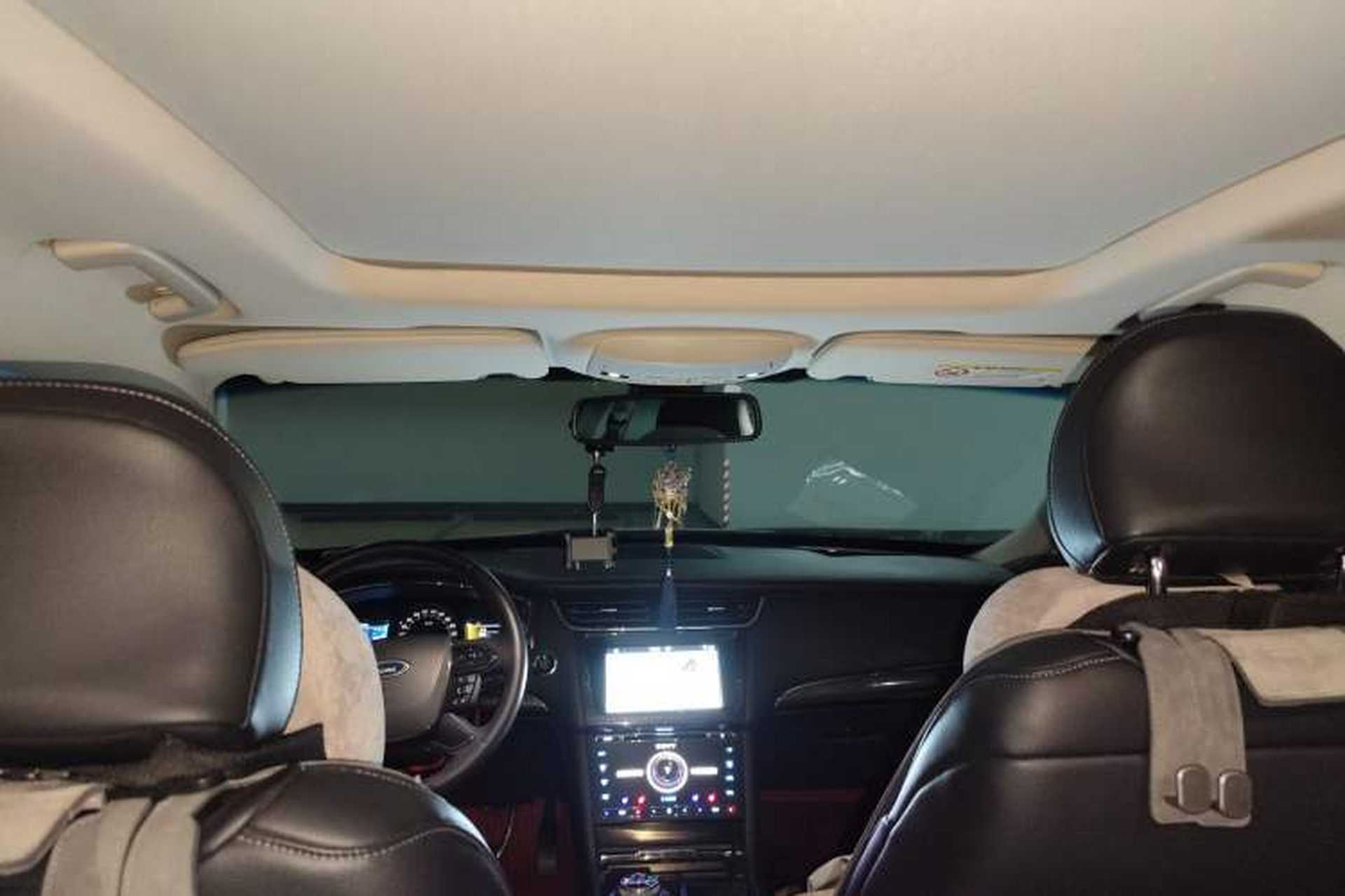 Used Ford Taurus 2017 EcoBoost 245 Luxury Model Headliner