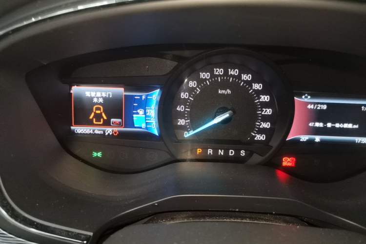 Used Ford Taurus 2017 Facelifted EcoBoost 245 Luxury Version Instrument Cluster