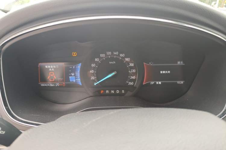 Used Ford Taurus 2017 EcoBoost 245 Fashion Edition Instrument Cluster