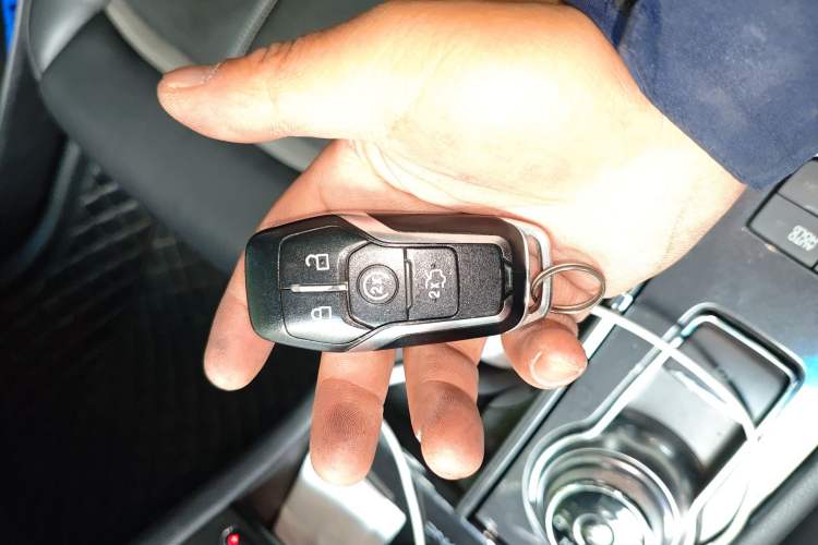 Used Ford Taurus 2017 EcoBoost 245 Flagship Model Interior 1