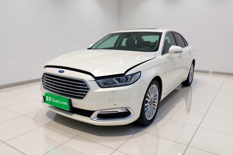 Ford Taurus 2017