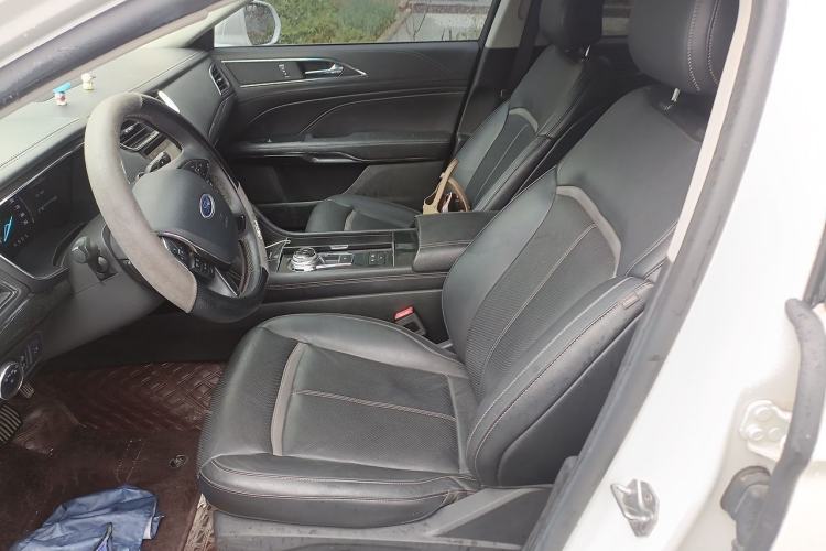 Used Ford Taurus 2017 Facelifted EcoBoost 245 Luxury Version Left Front Seat