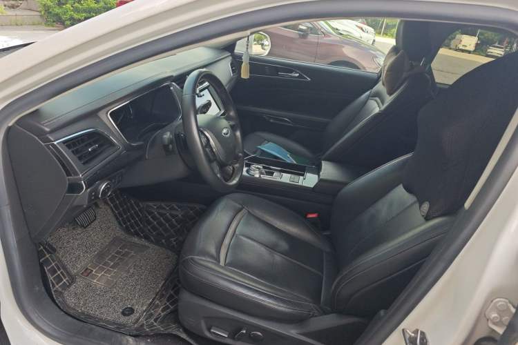 Used Ford Taurus 2017 EcoBoost 245 Luxury Model Left Front Seat