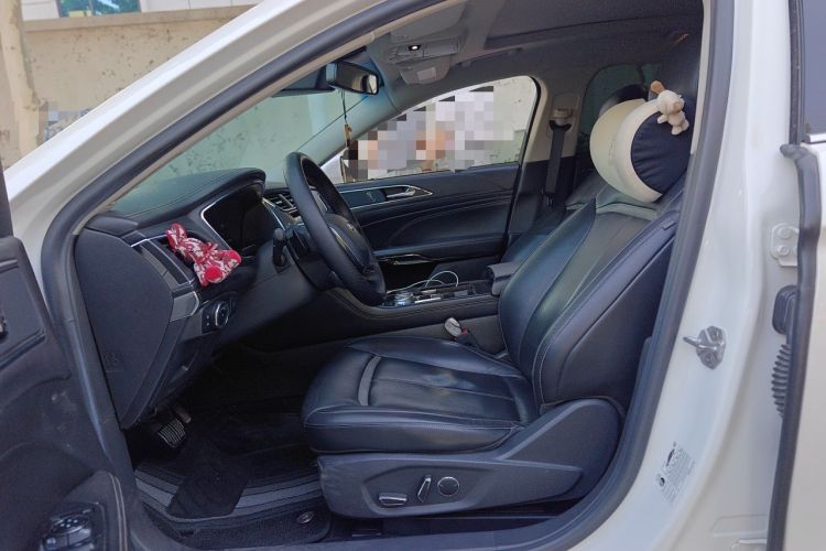 Used Ford Taurus 2017 EcoBoost 245 Luxury Model Left Front Seat