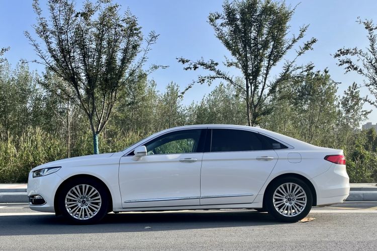 Used Ford Taurus 2017 EcoBoost 245 Luxury Model Left Side