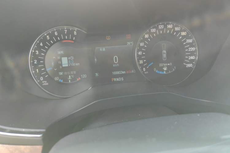 Used Ford Taurus 2017 EcoBoost 245 Flagship Model Odometer Close Up