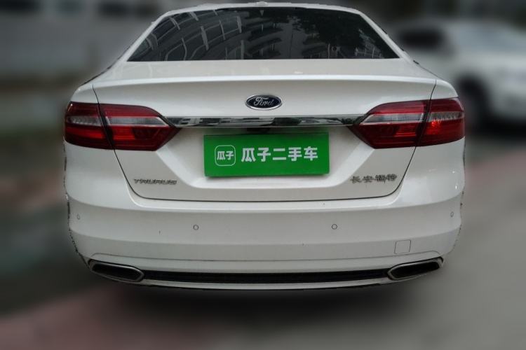 Used Ford Taurus 2017 EcoBoost 245 Luxury Model Rear
