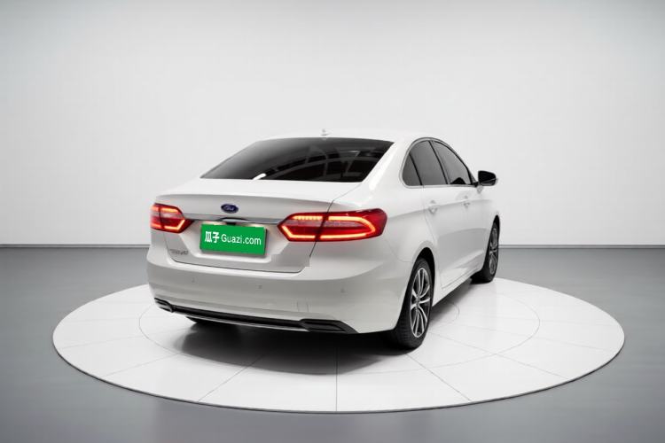 Used Ford Taurus 2017 EcoBoost 245 Luxury Model Rear