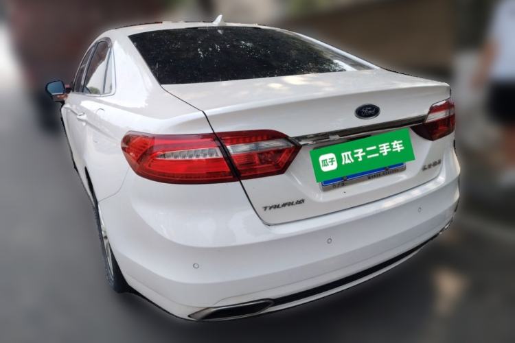 Used Ford Taurus 2017 EcoBoost 245 Fashion Edition Rear Left 45 Deg