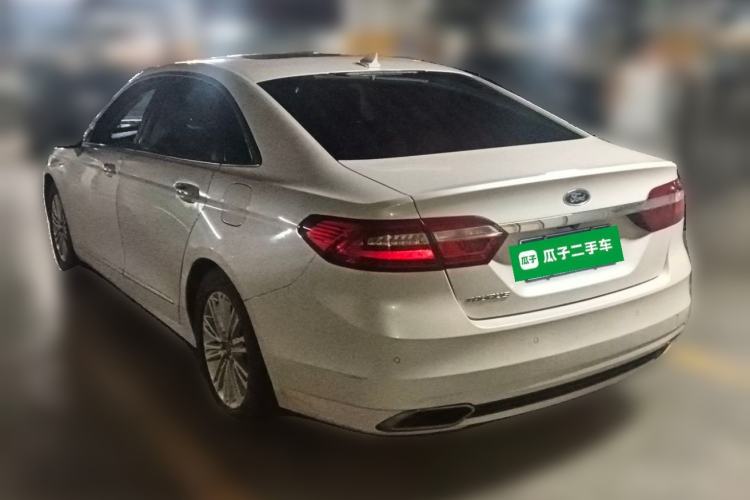 Used Ford Taurus 2017 EcoBoost 245 Fashion Edition Rear Left 45 Deg