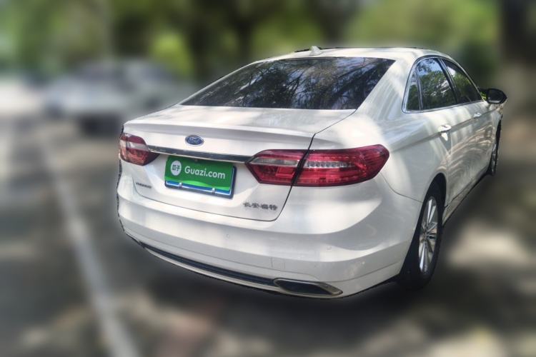 Used Ford Taurus 2017 EcoBoost 180 Luxury Model Rear Right 45 Deg