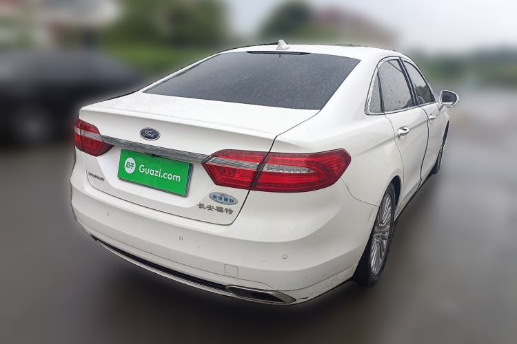 Used Ford Taurus 2017 Facelifted EcoBoost 245 Luxury Version Rear Right 45 Deg