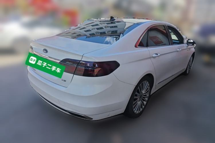Used Ford Taurus 2017 EcoBoost 245 Flagship Model Rear Right 45 Deg