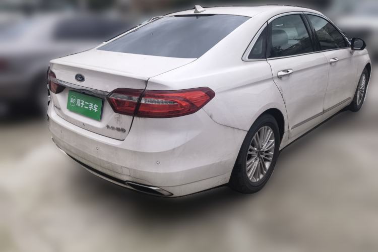 Used Ford Taurus 2017 EcoBoost 245 Fashion Edition Rear Right 45 Deg