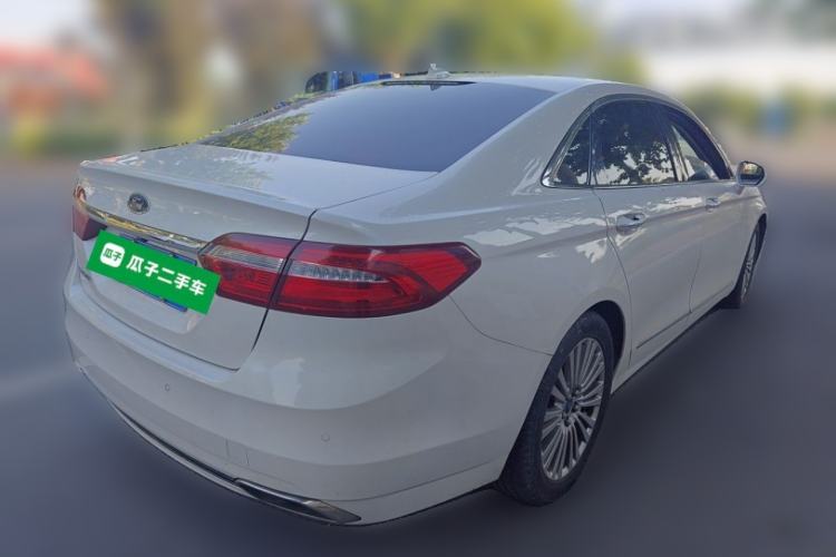 Used Ford Taurus 2017 EcoBoost 245 Luxury Model Rear Right 45 Deg