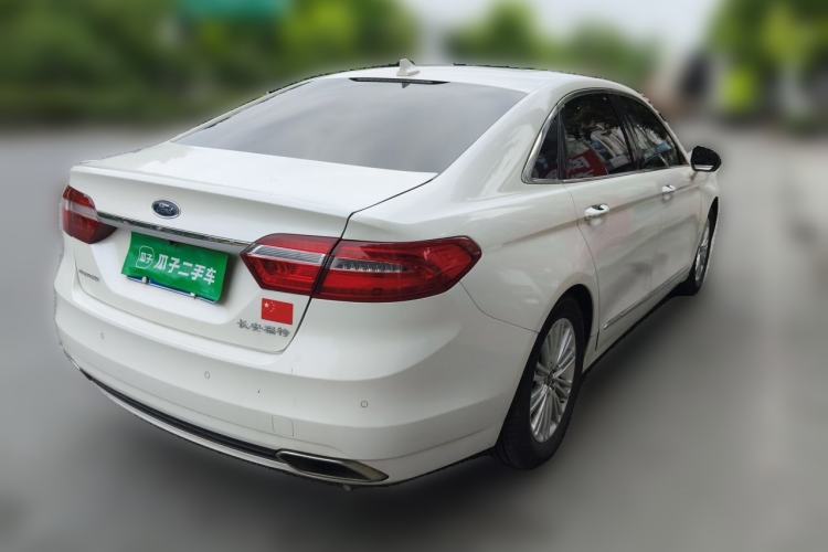 Used Ford Taurus 2017 EcoBoost 245 Fashion Edition Rear Right 45 Deg