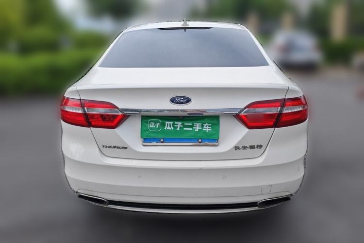 Used Ford Taurus 2017 EcoBoost 245 Luxury Model Rear