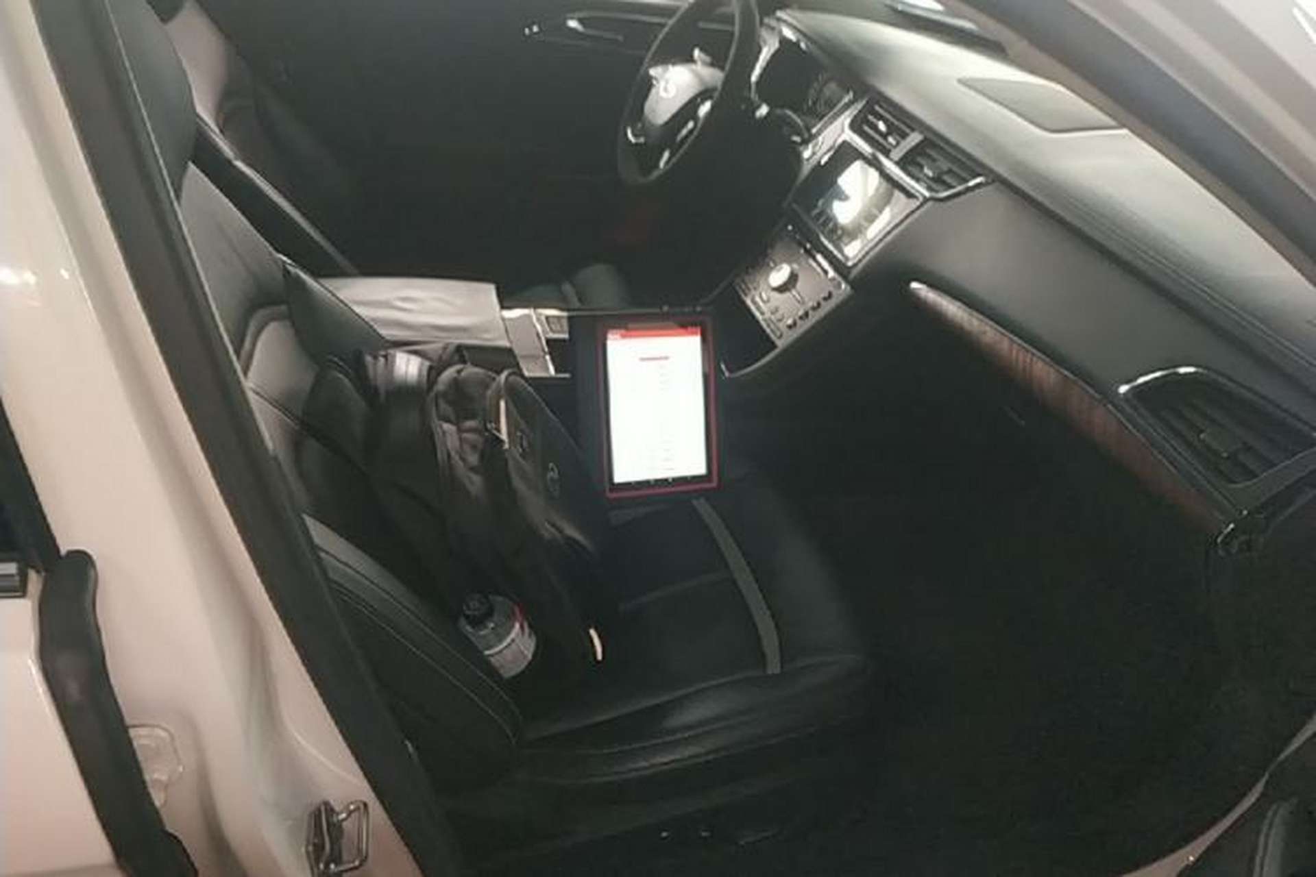 Used Ford Taurus 2017 EcoBoost 245 Flagship Model Right Front Seat