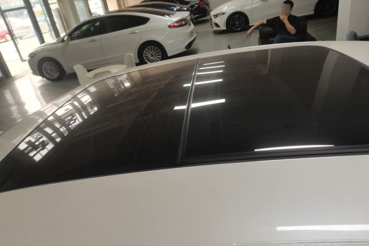 Used Ford Taurus 2017 EcoBoost 245 Fashion Edition Roof