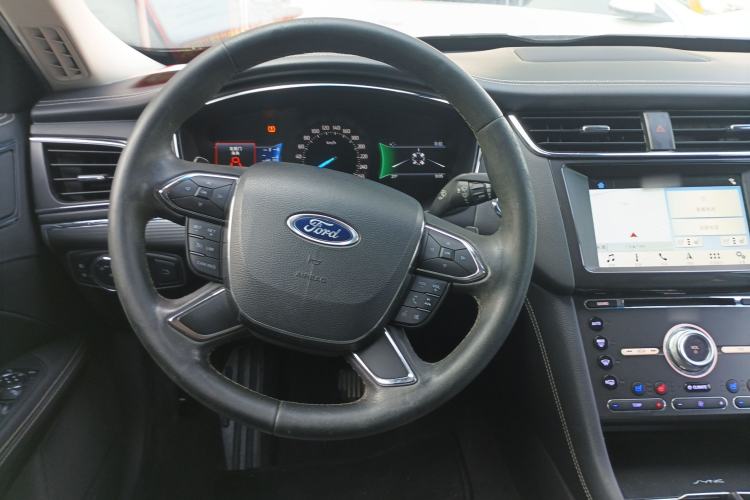 Used Ford Taurus 2017 EcoBoost 245 Luxury Model Steering Wheel