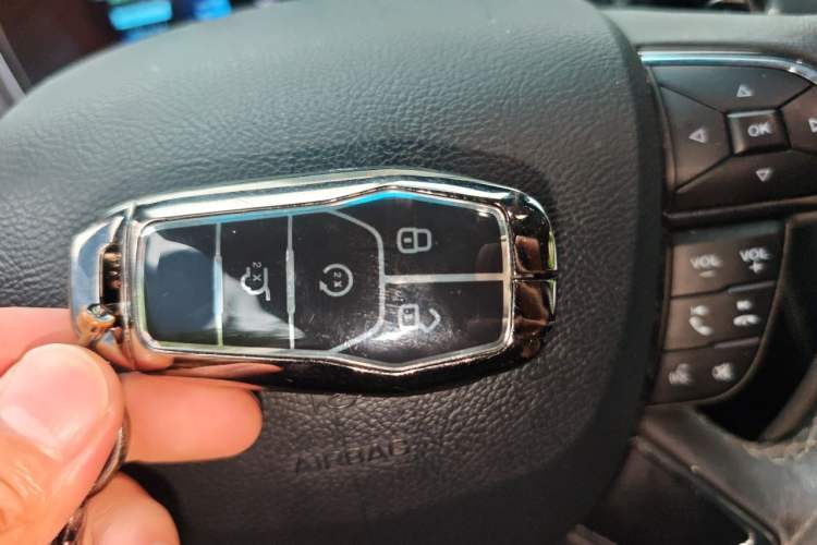 Used Ford Taurus 2017 EcoBoost 245 Fashion Edition Vehicle Key