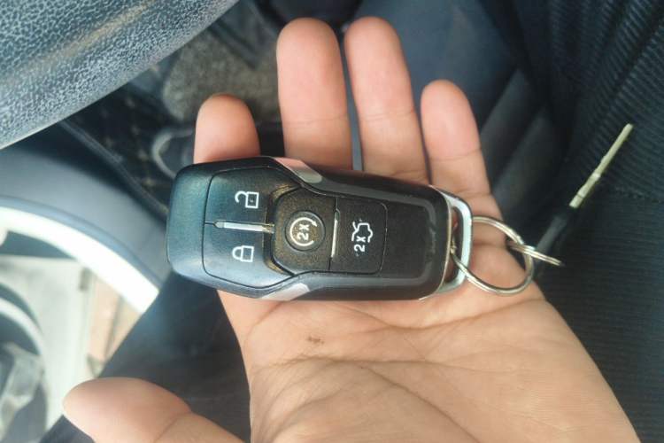 Used Ford Taurus 2017 EcoBoost 180 Luxury Model Vehicle Key