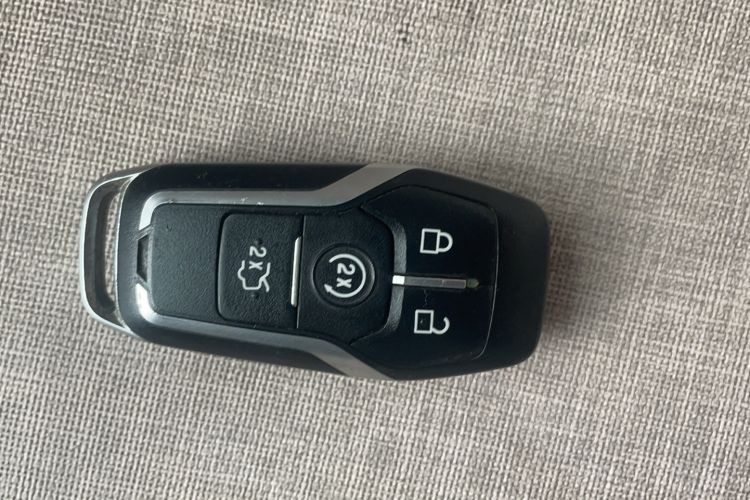 Used Ford Taurus 2017 EcoBoost 245 Luxury Model Vehicle Key
