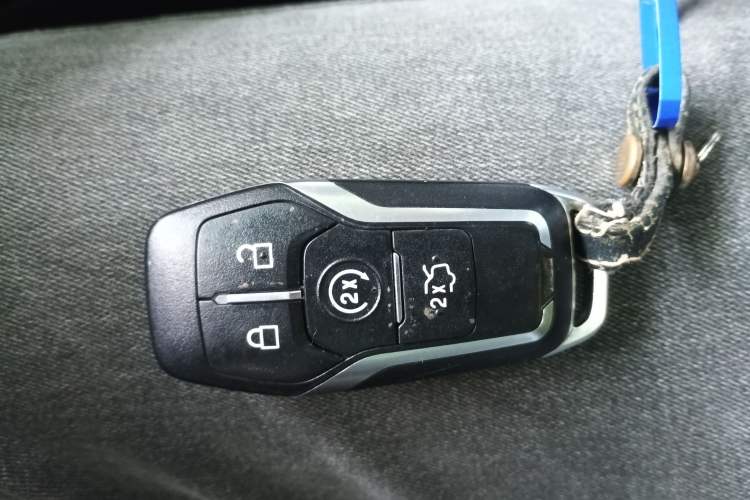 Used Ford Taurus 2017 EcoBoost 245 Luxury Model Vehicle Key