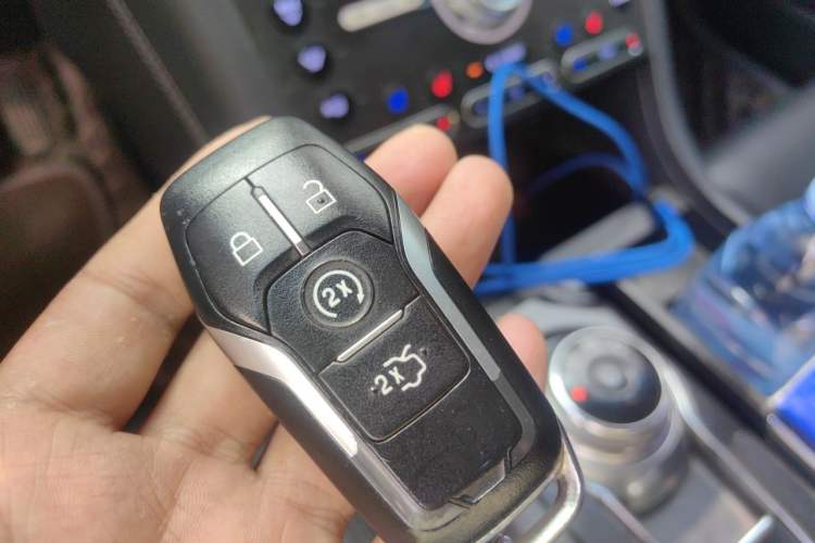 Used Ford Taurus 2017 EcoBoost 245 Flagship Model Vehicle Key