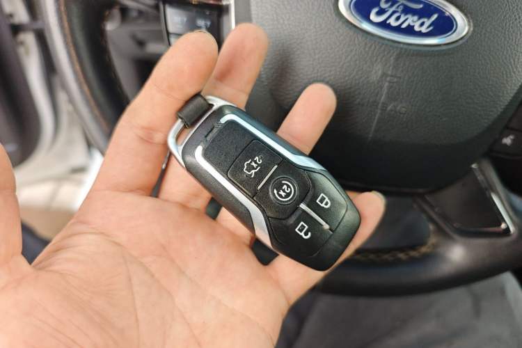 Used Ford Taurus 2017 EcoBoost 245 Luxury Model Vehicle Key