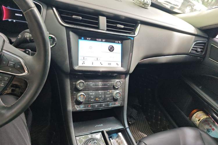 Used Ford Taurus 2018 EcoBoost 245 Fashion Edition China V Standard Audio And AC Panel