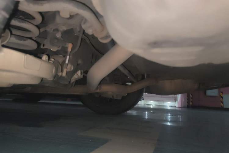 Used Ford Taurus 2018 EcoBoost 245 Premier Edition China VI Standard Chassis Front