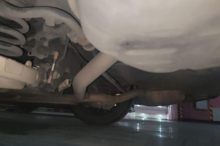 Used Ford Taurus 2018 EcoBoost 245 Premier Edition China VI Standard Chassis Front Left