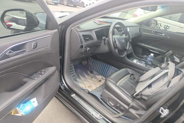 Used Ford Taurus 2018 EcoBoost 245 Premier Edition China V Standard Driver Seat