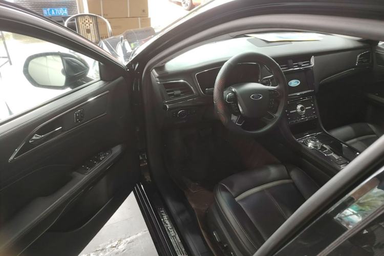 Used Ford Taurus 2018 EcoBoost 245 Premier Edition China V Standard Driver Seat