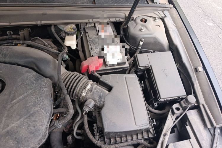 Used Ford Taurus 2018 EcoBoost 245 Premier Edition China V Standard Engine Bay Left