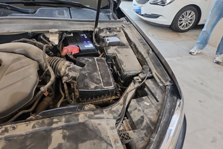 Used Ford Taurus 2018 EcoBoost 245 Fashion Edition China V Standard Engine Bay Left