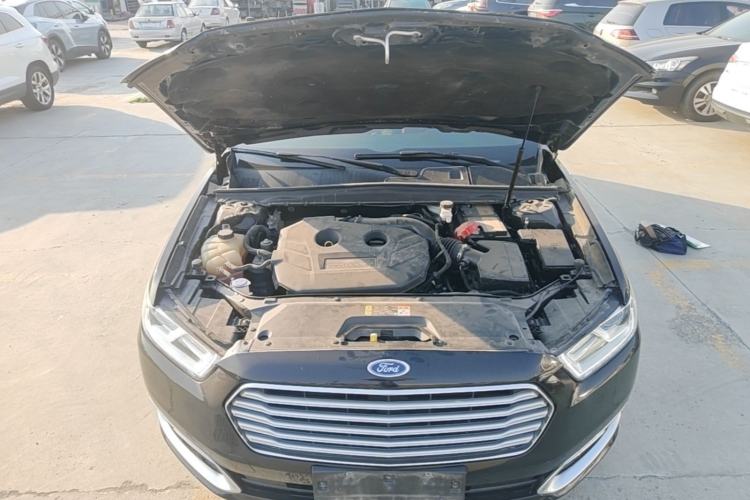 Used Ford Taurus 2018 EcoBoost 245 Cognac Special Edition China V Standard Engine Bay