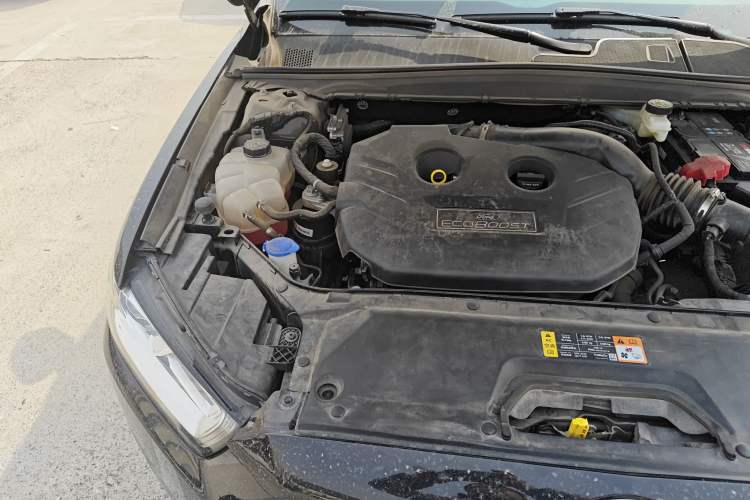 Used Ford Taurus 2018 EcoBoost 245 LTD Limited Edition China V Standard Engine Bay Right