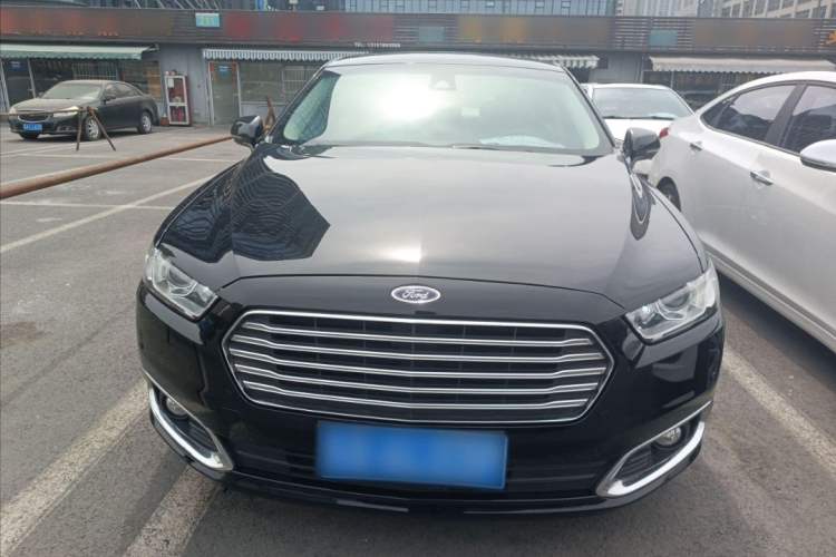 Used Ford Taurus 2018 EcoBoost 245 Fashion Edition China V Standard Exterior 1